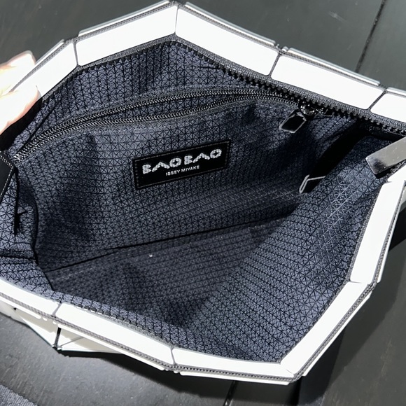 Bao Bao Issey Miyake Lucent Crossbody Bag color: white - Picture 3 of 9